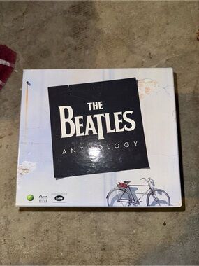 The Beatles Anthology Box Set of 8 VHS Video Cassette Tapes